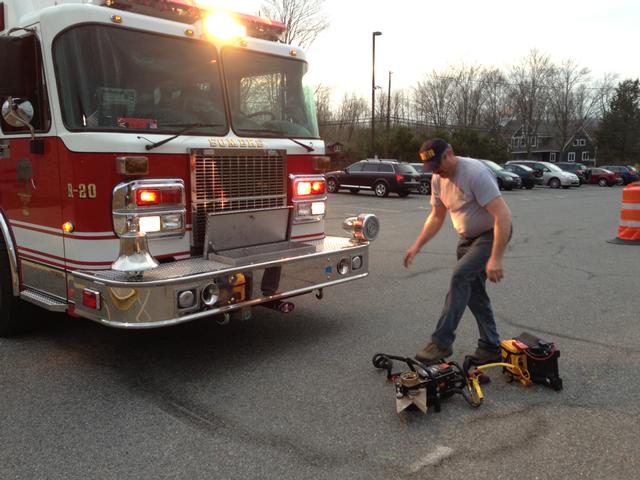 SVFD demos apparatus to Somers Cub Scout Pack 11.
