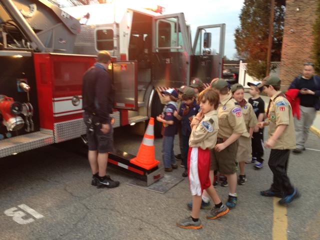 SVFD demos apparatus to Somers Cub Scout Pack 11.