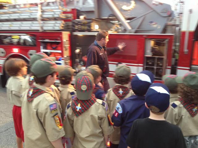 SVFD demos apparatus to Somers Cub Scout Pack 11.